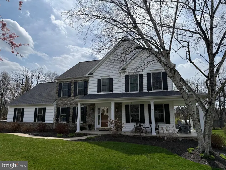 432 Bellaire Dr, York, PA 17402 - #3