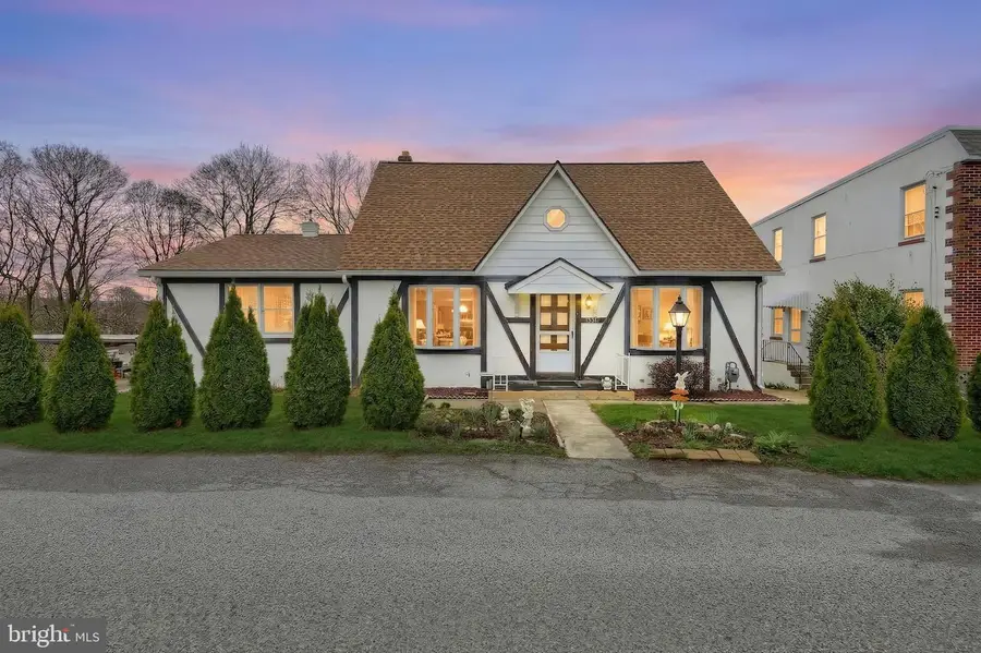 1386-1388 W Princess St, York, PA 17404 - #2