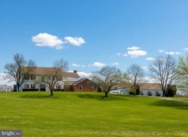 730 Seitz Dr, LEWISBERRY, PA 17339