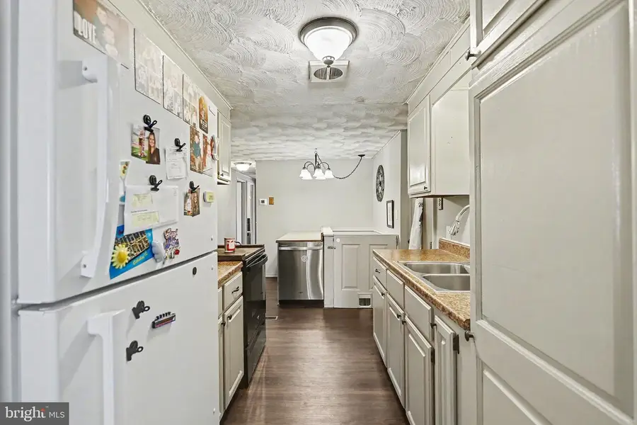 32 Pine Rd, Abbottstown, PA 17301 - #3