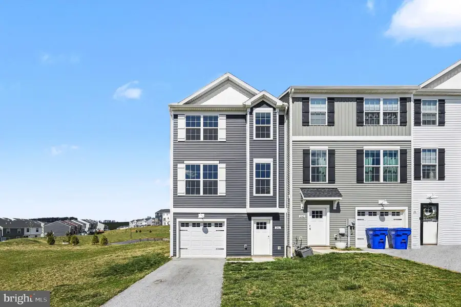 246 Hudson Blvd, Red Lion, PA 17356 - #2