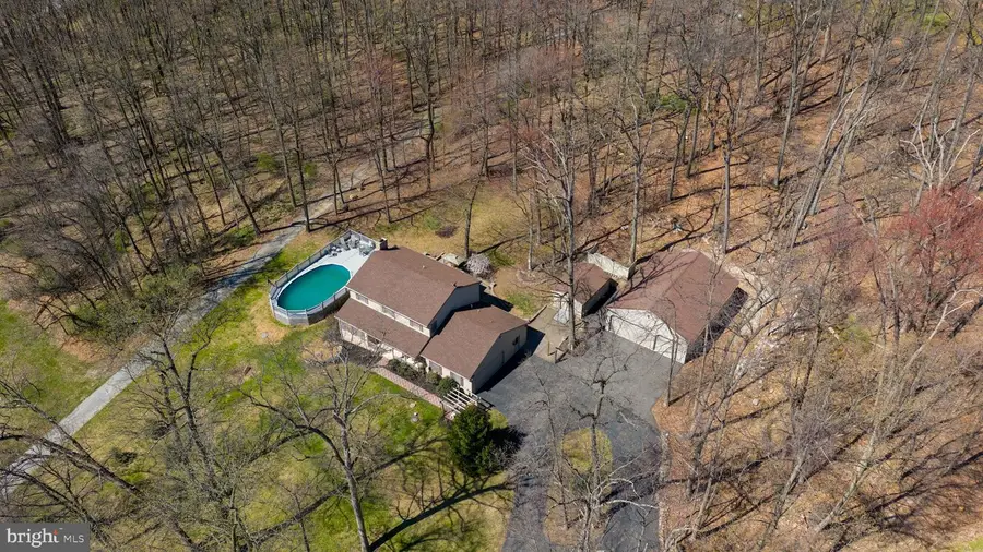 5047 Ore Bank Rd, York, PA 17406 - #2