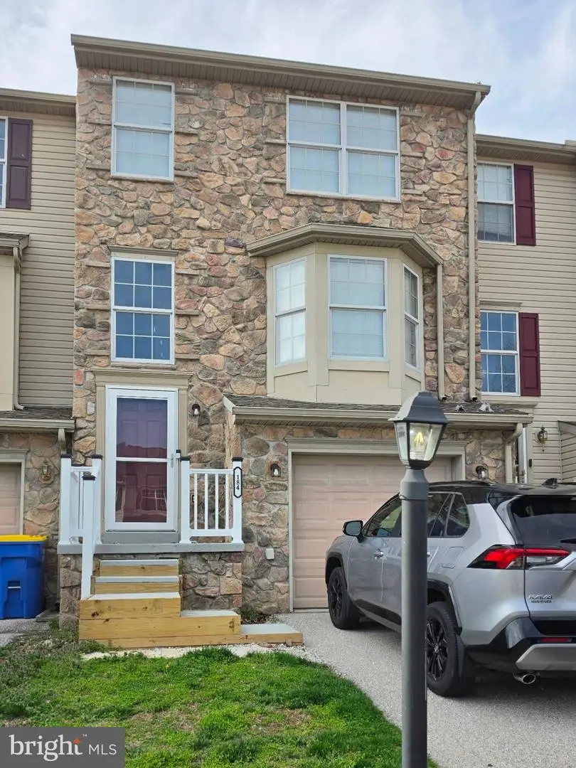 184 Sara Ln, Hanover, PA 17331 - #1