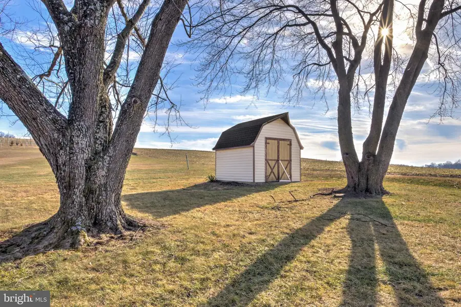 6428 York Rd, Spring Grove, PA 17362 - #2