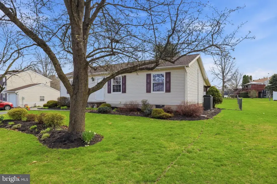 3075 Muirfield Rd, Dover, PA 17315 - #2