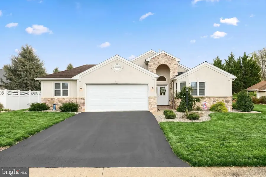 1436 Wheatfield Dr, York, PA 17408 - #2