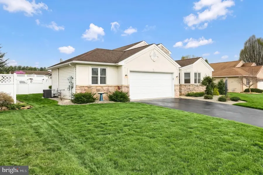 1436 Wheatfield Dr, York, PA 17408 - #3