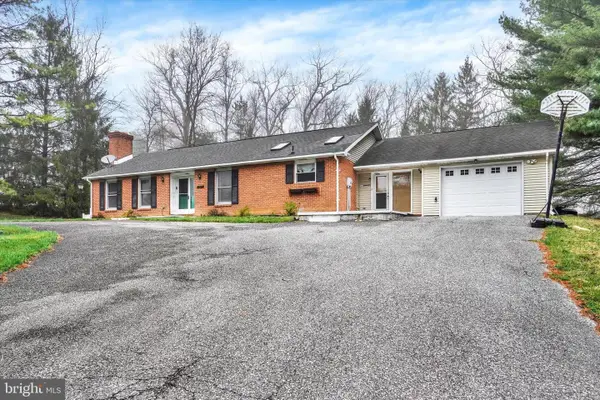 3870 Autumn Ln, STEWARTSTOWN, PA 17363