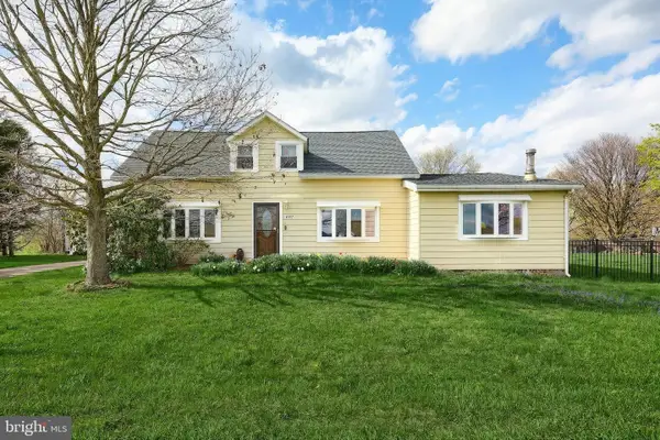4357 List Rd, RED LION, PA 17356