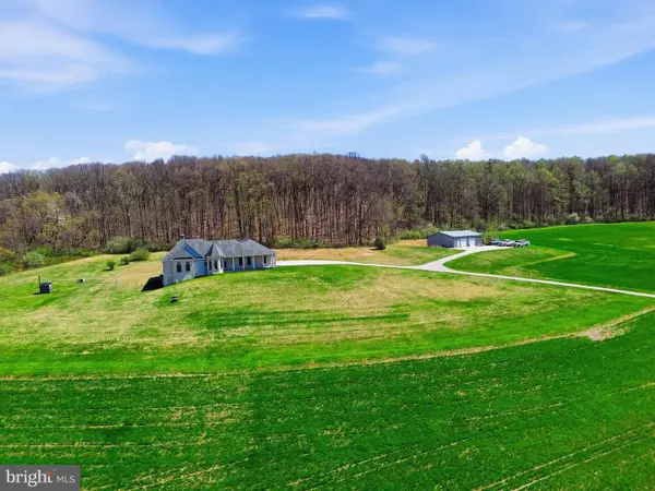 5303 Stambaugh Rd, SPRING GROVE, PA 17362