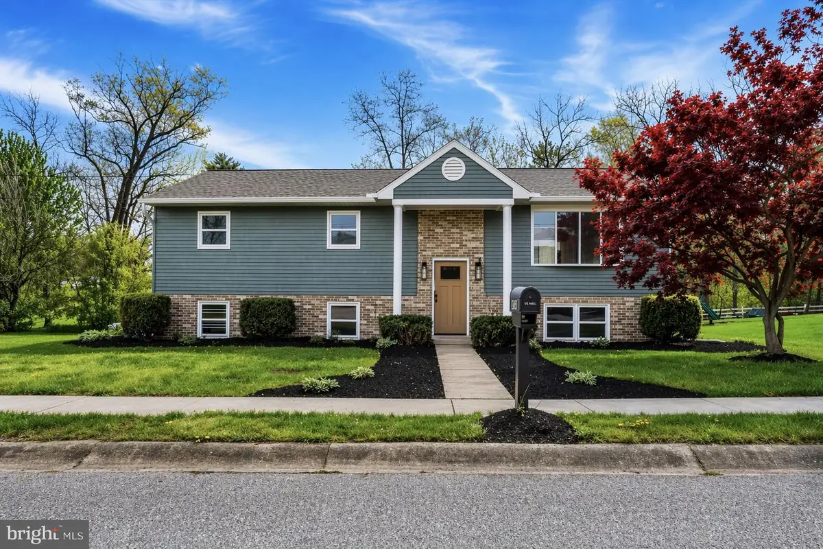 2700 Thornbridge Rd E, York, PA 17408 - #1