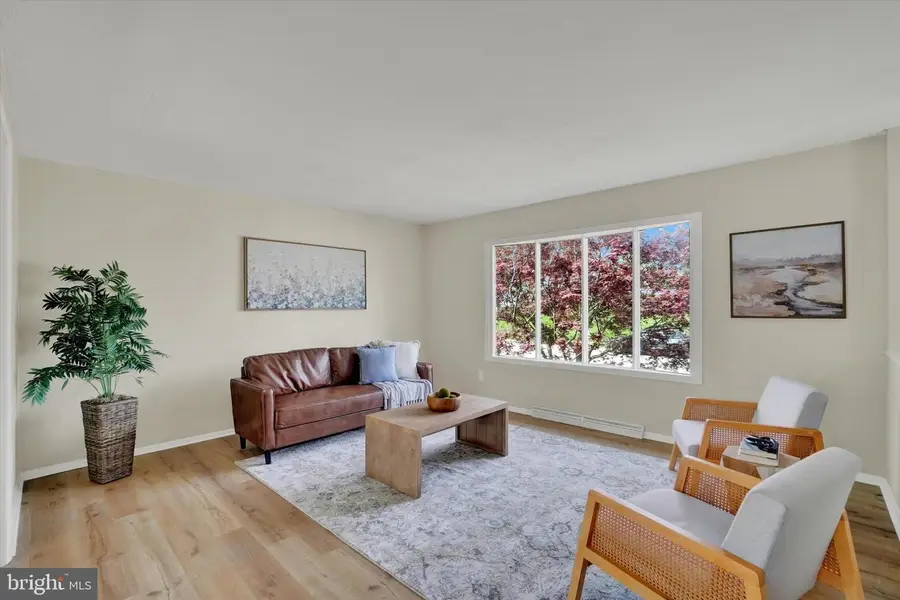 2700 Thornbridge Rd E, York, PA 17408 - #2