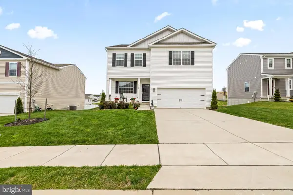 4310 Brent Dr, SPRING GROVE, PA 17362