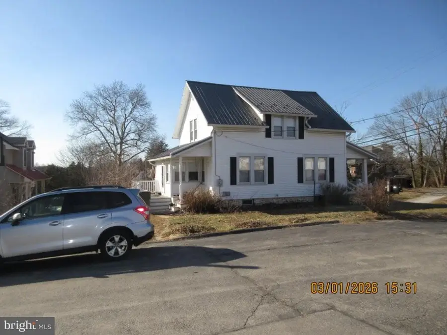 26 W Main St, Fawn Grove, PA 17321 - #3