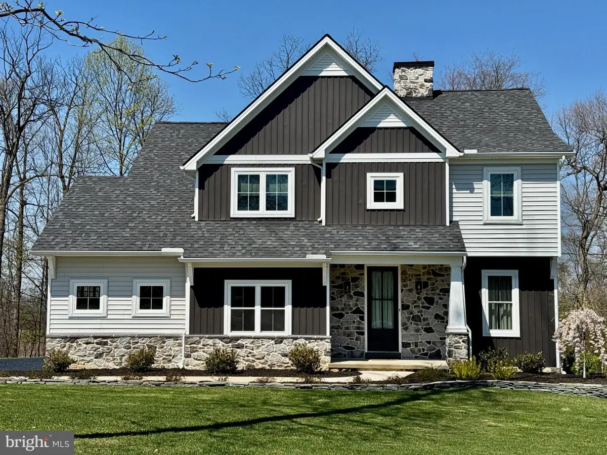 4413 Lynwood Dr, Spring Grove, PA 17362 - #1