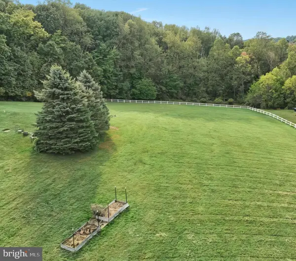 Arnold Rd, GLENVILLE, PA 17329