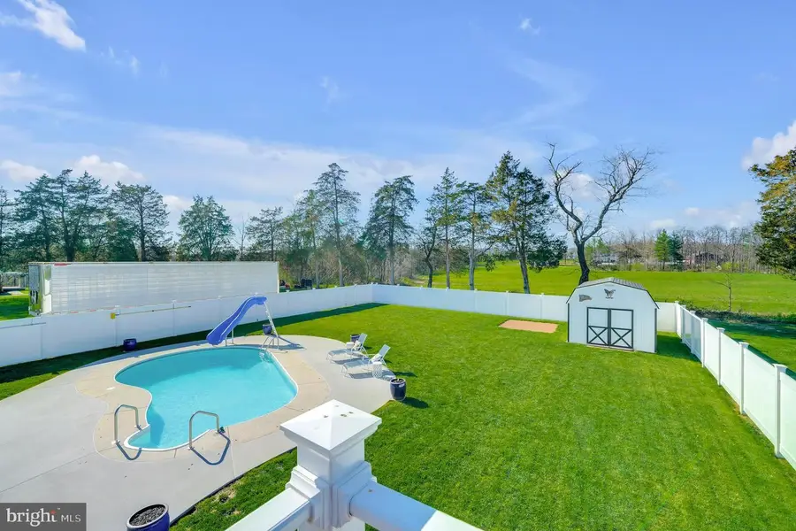 183 Roland Rd, East Berlin, PA 17316 - #2