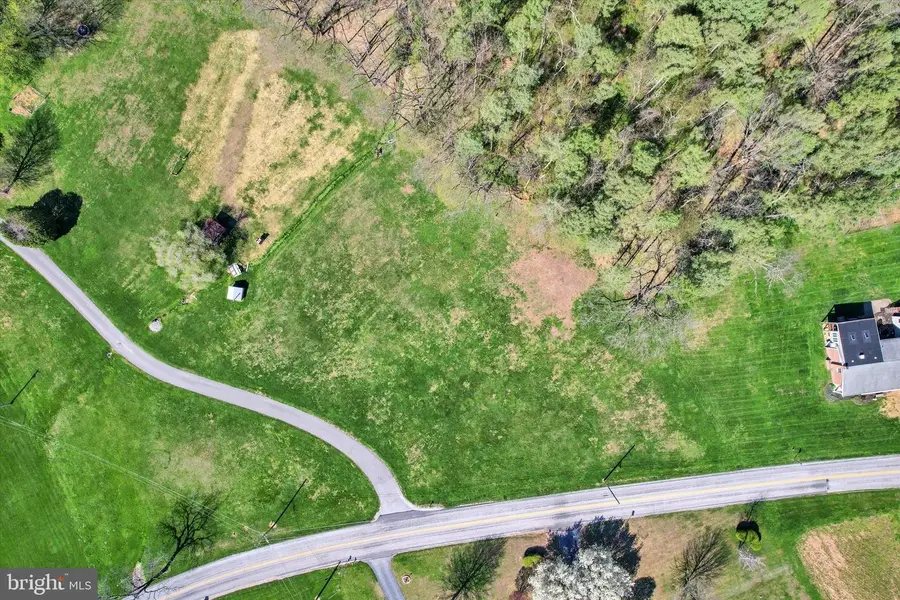 Dubs Church Rd, Hanover, PA 17331 - #2