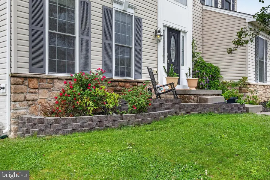 7703 Grand Lake Dr, Seven Valleys, PA 17360 - #3