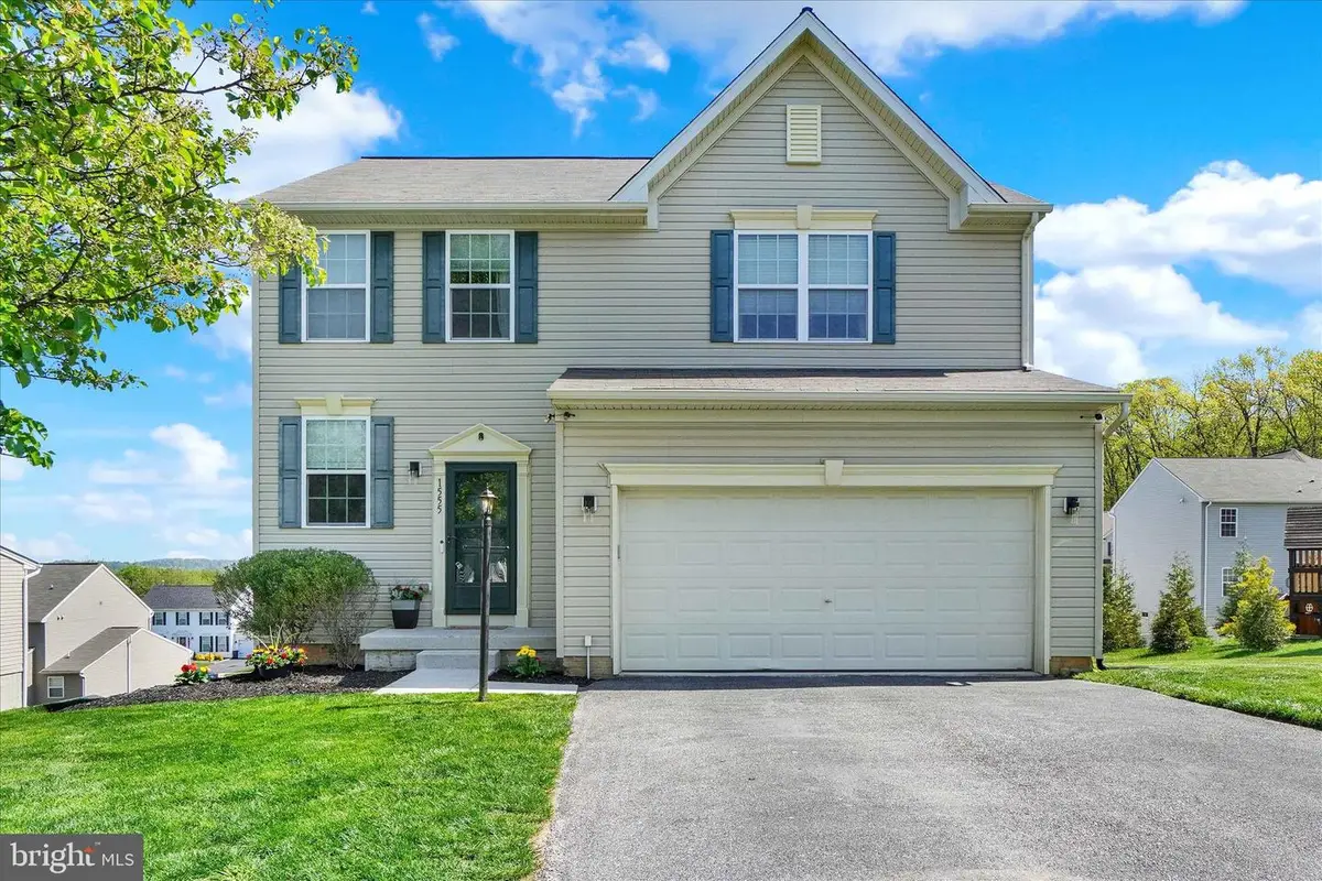 1555 Pleader Ln, York, PA 17402 - #1