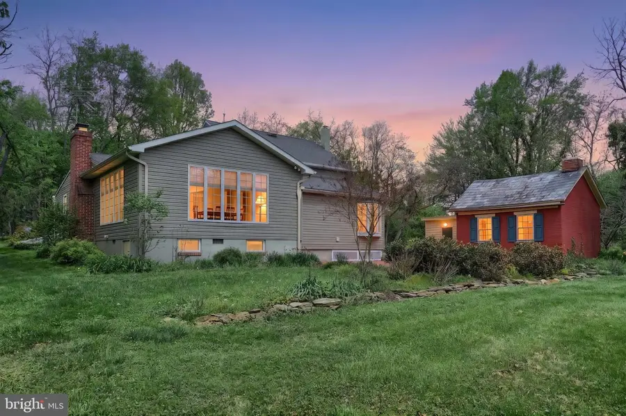 1974 Yingling Dr, Spring Grove, PA 17362 - #2