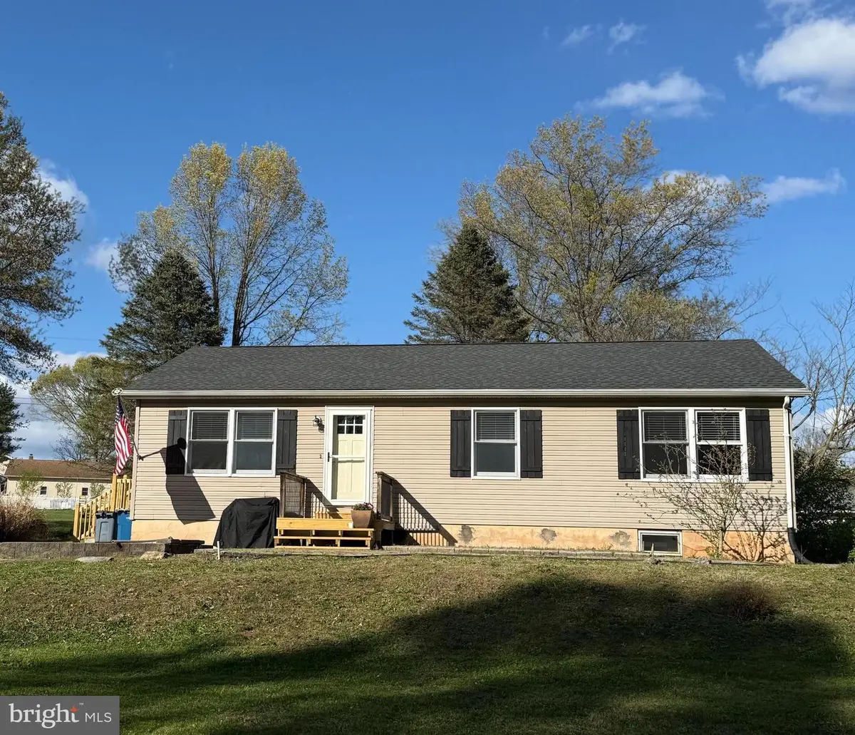 445 Scotch Pine Rd, Dillsburg, PA 17019 - #1