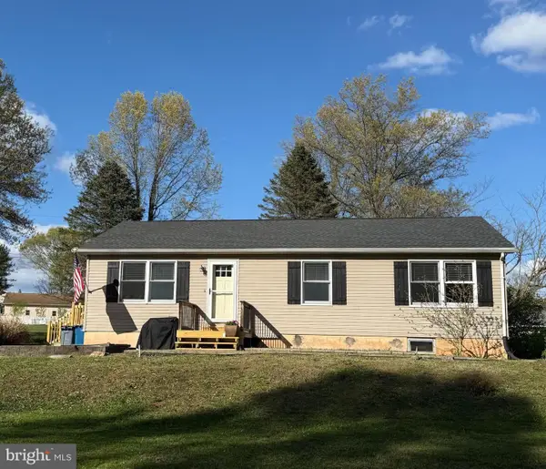 445 Scotch Pine Rd, DILLSBURG, PA 17019