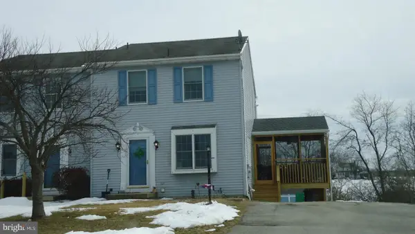 120 Shawnee Dr, STEWARTSTOWN, PA 17363