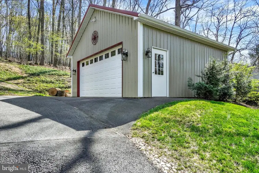 777 Aldinger Dr, Dallastown, PA 17313 - #3