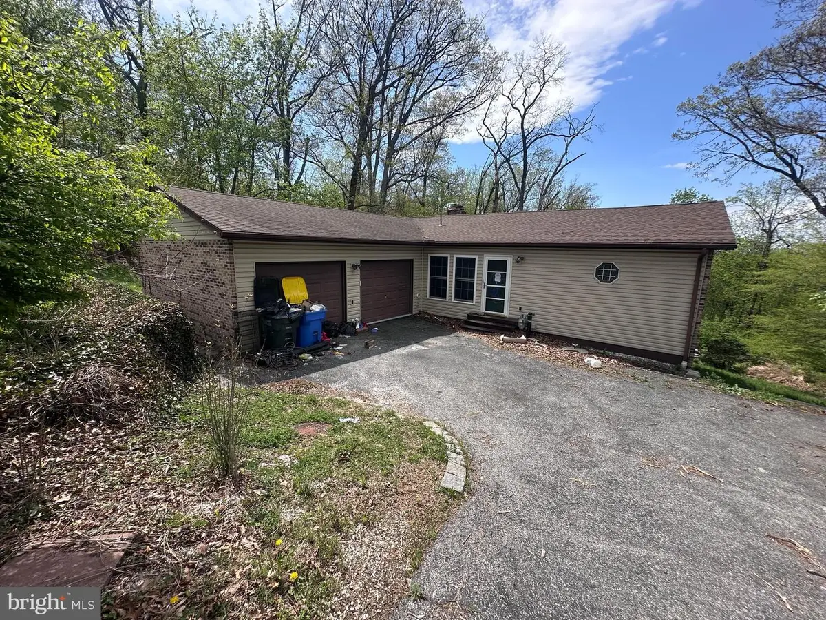 1711 Paulson Dr, York, PA 17406 - #1