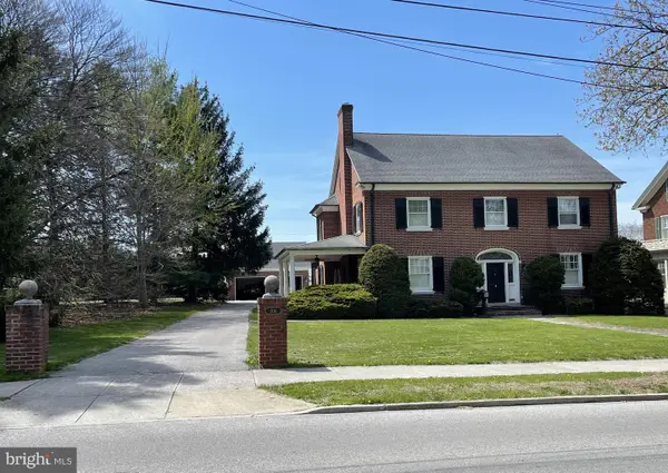 206 Eichelberger St, HANOVER, PA 17331