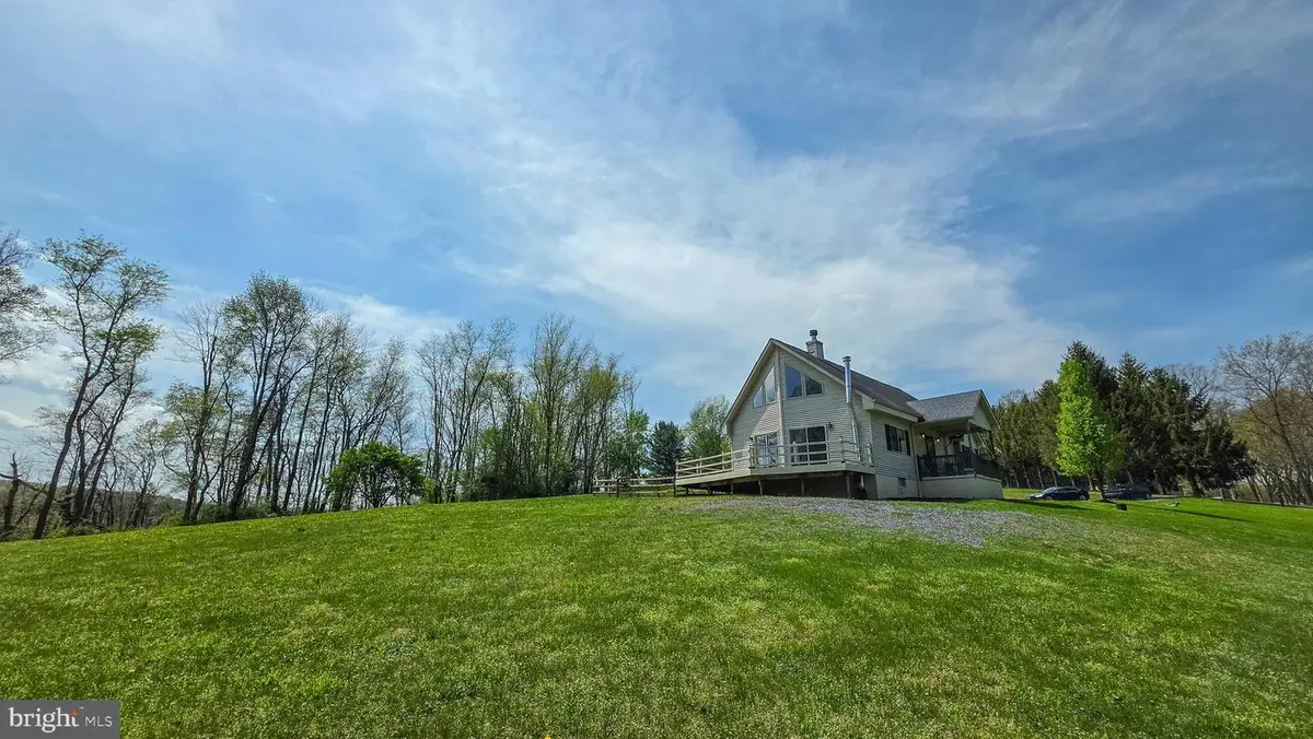 6262 Thoman Dr, Spring Grove, PA 17362 - #1