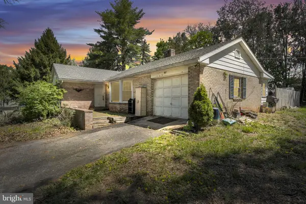 268 N Biesecker Rd, THOMASVILLE, PA 17364