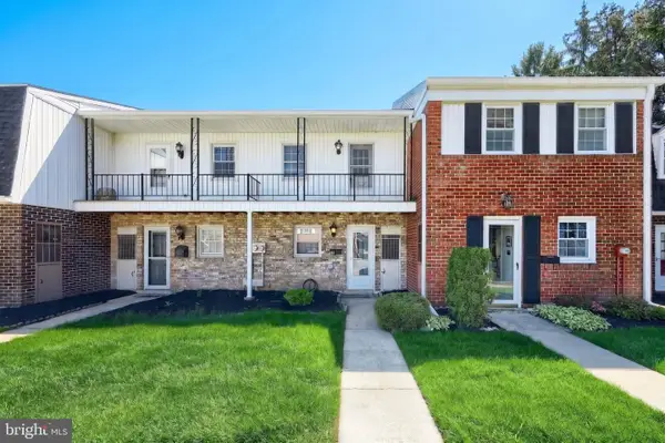 1714 Devers Rd, YORK, PA 17404