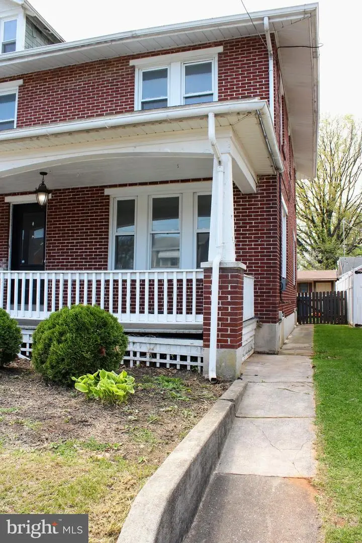 44 N Clinton St, York, PA 17404 - #3