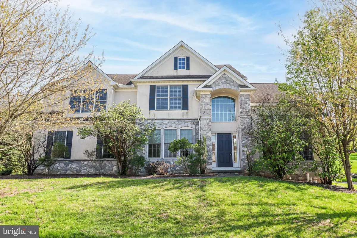 2730 Woodspring Dr, York, PA 17402 - #1