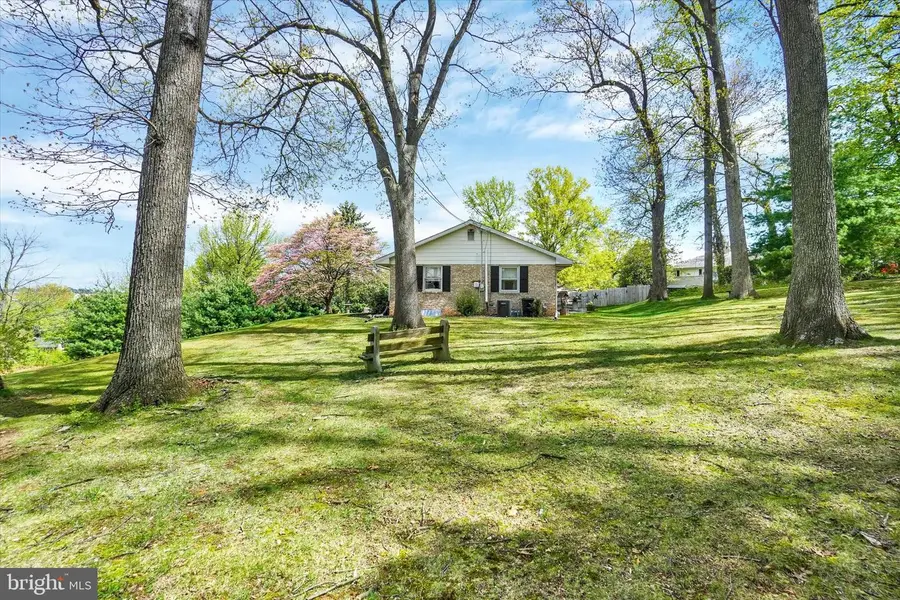 390 Meggon Rd, Red Lion, PA 17356 - #3