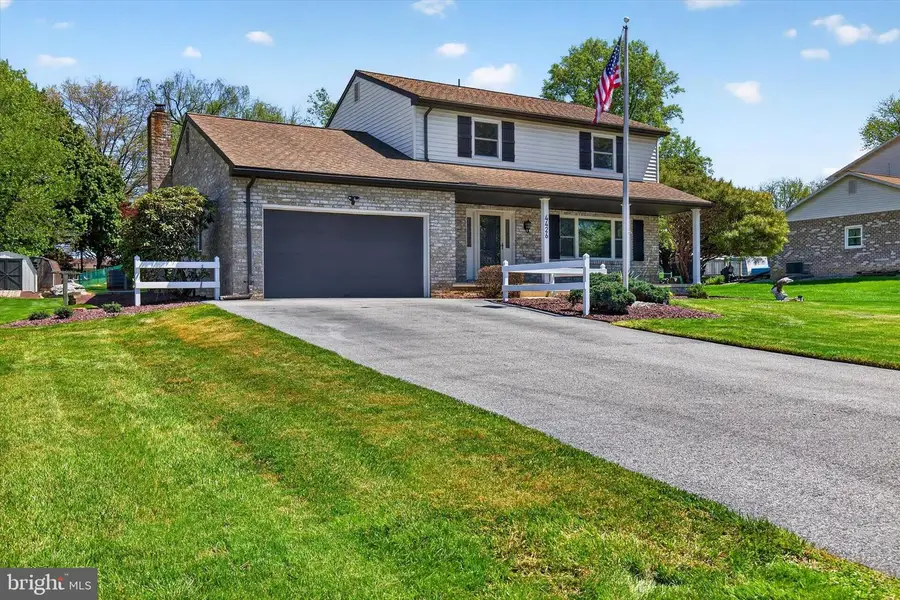 4426 Cedarwood Dr, York, PA 17402 - #2