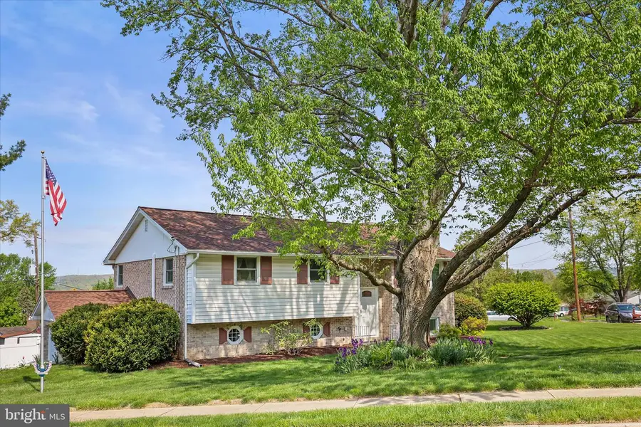 498 Maywood Rd, York, PA 17402 - #3