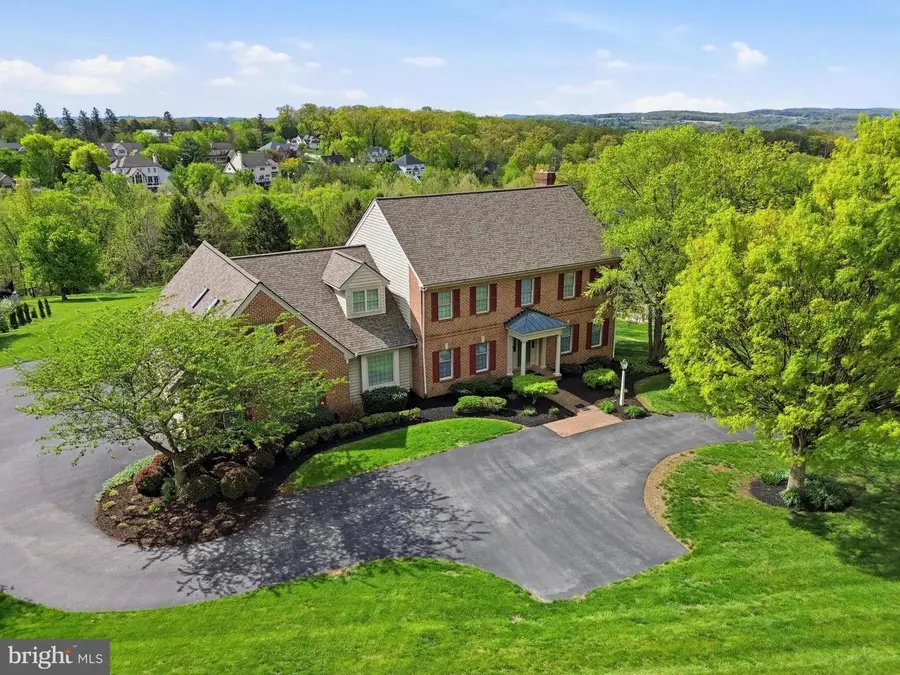 1120 Brookway Dr, York, PA 17403 - #2