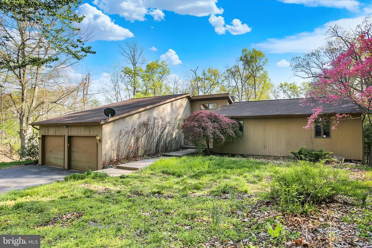 723 Ridge Rd, Lewisberry, PA 17339 - #1