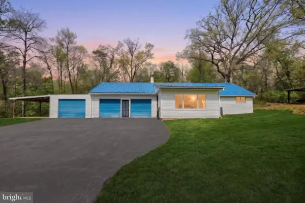 219 Butter Rd, YORK, PA 17404