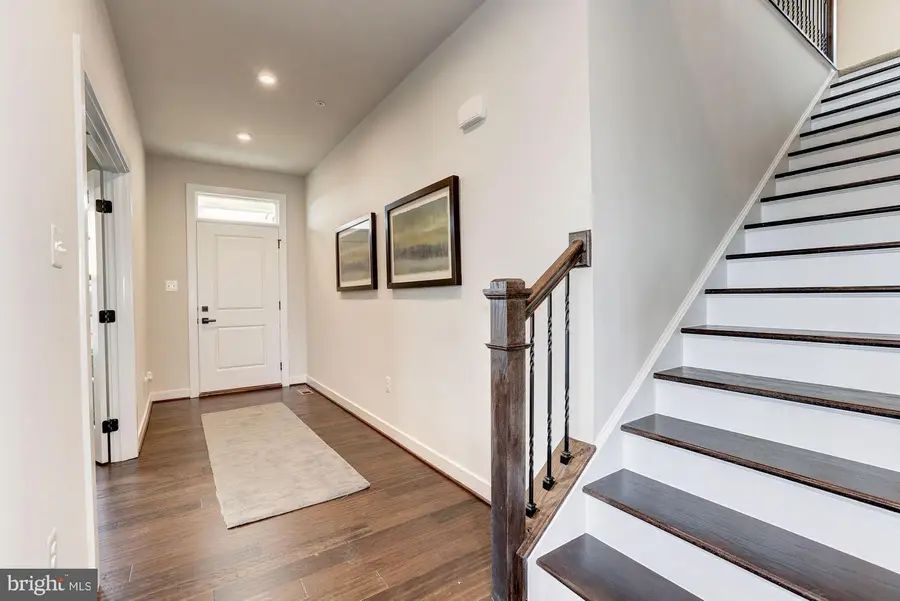 381 Kelso Dr, Camp Hill, PA 17011 - #2