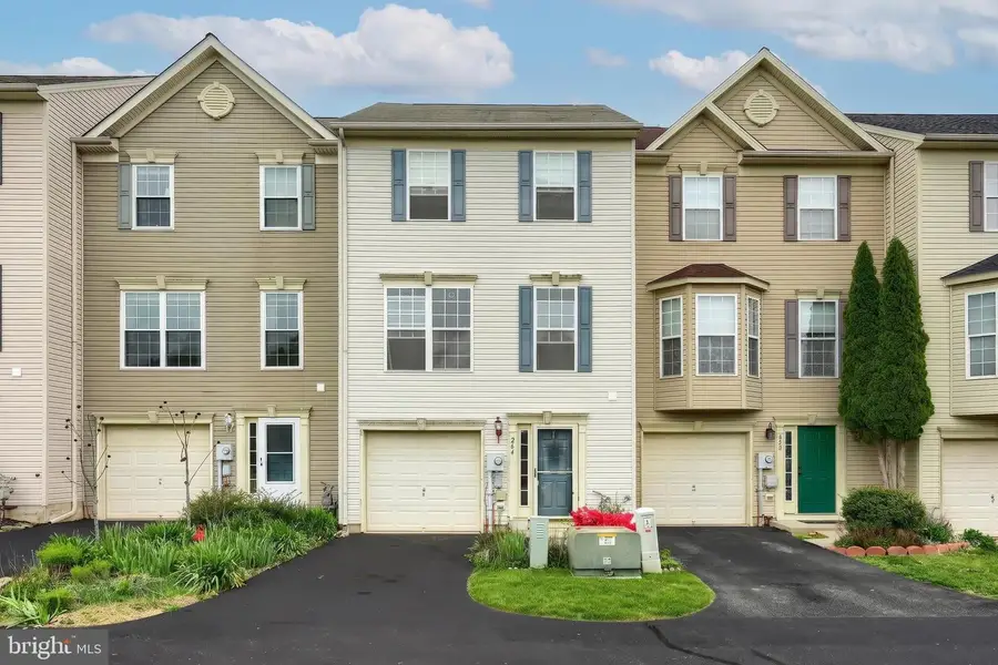 264 Country Ridge Dr, Red Lion, PA 17356 - #3