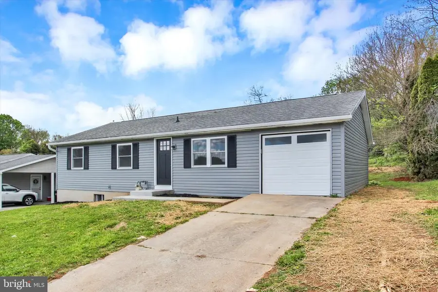 230 Canary Cir, York, PA 17404 - #2