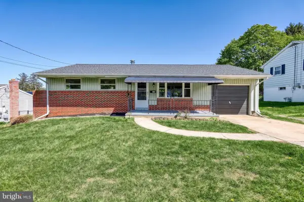 439 N Lombard St, DALLASTOWN, PA 17313