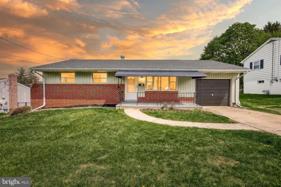 439 N Lombard St, Dallastown, PA 17313 - #2