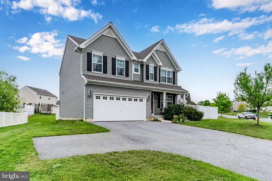 245 Spring Meadows Rd, Manchester, PA 17345 - #3