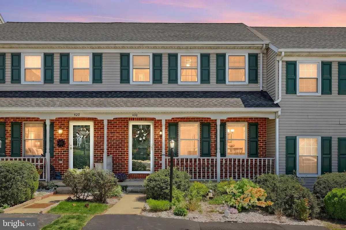 430 Peppermill Ln, York, PA 17404 - #1