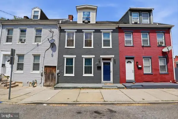 47 E South St, York, PA 17401 - #1